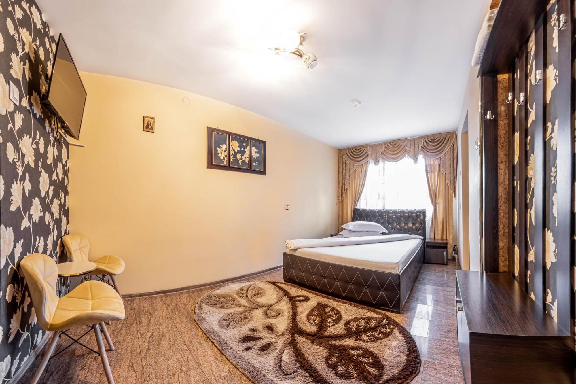 Pensiunea Mihaela-Transalpina Novaci-Străini Habitación foto